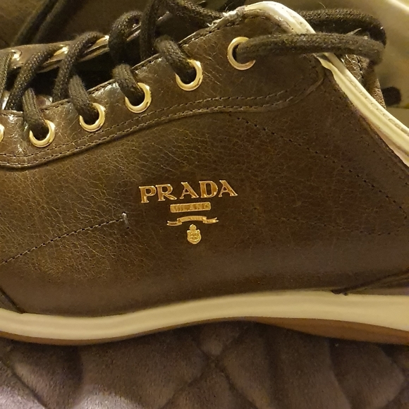 Prada shoes - Picture 6 of 8